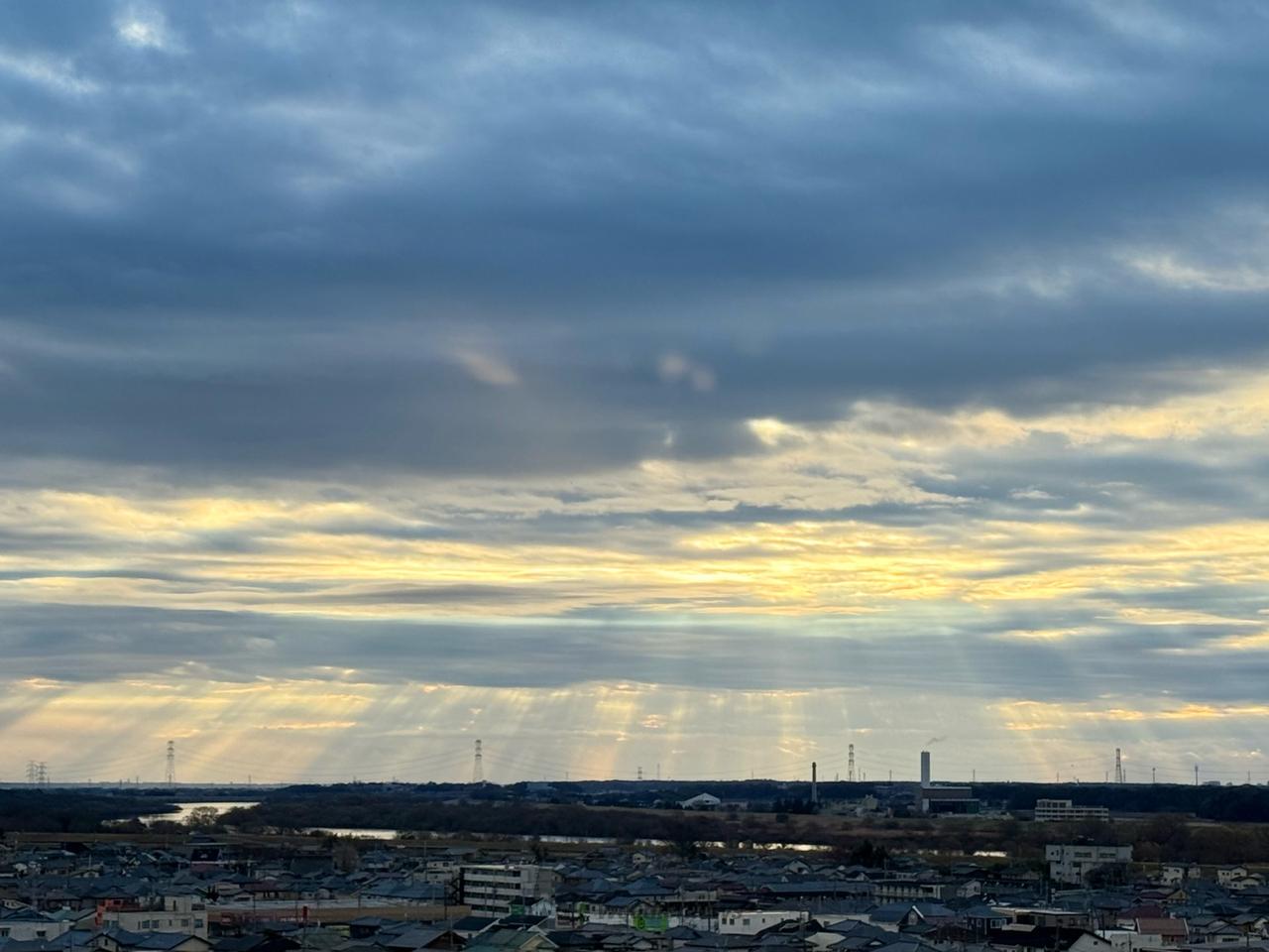 天使の梯子が出現👼 注目の空の写真 ウェザーニュース