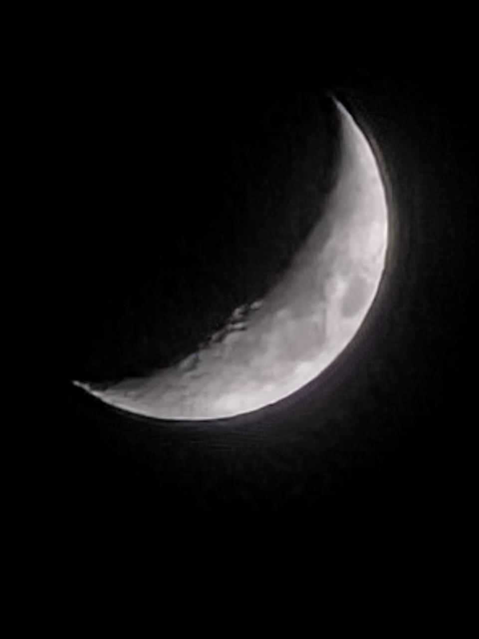 夜空に三日月🌙 注目の空の写真 ウェザーニュース