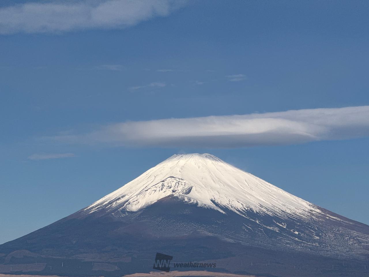 富士山の上空にUFO？ 注目の空の写真 ウェザーニュース