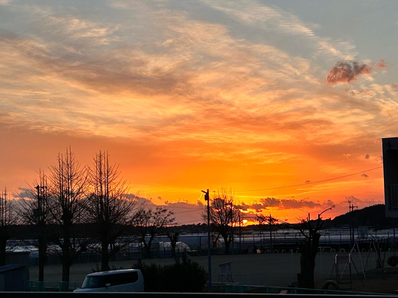 オレンジの夕焼け 注目の空の写真 ウェザーニュース