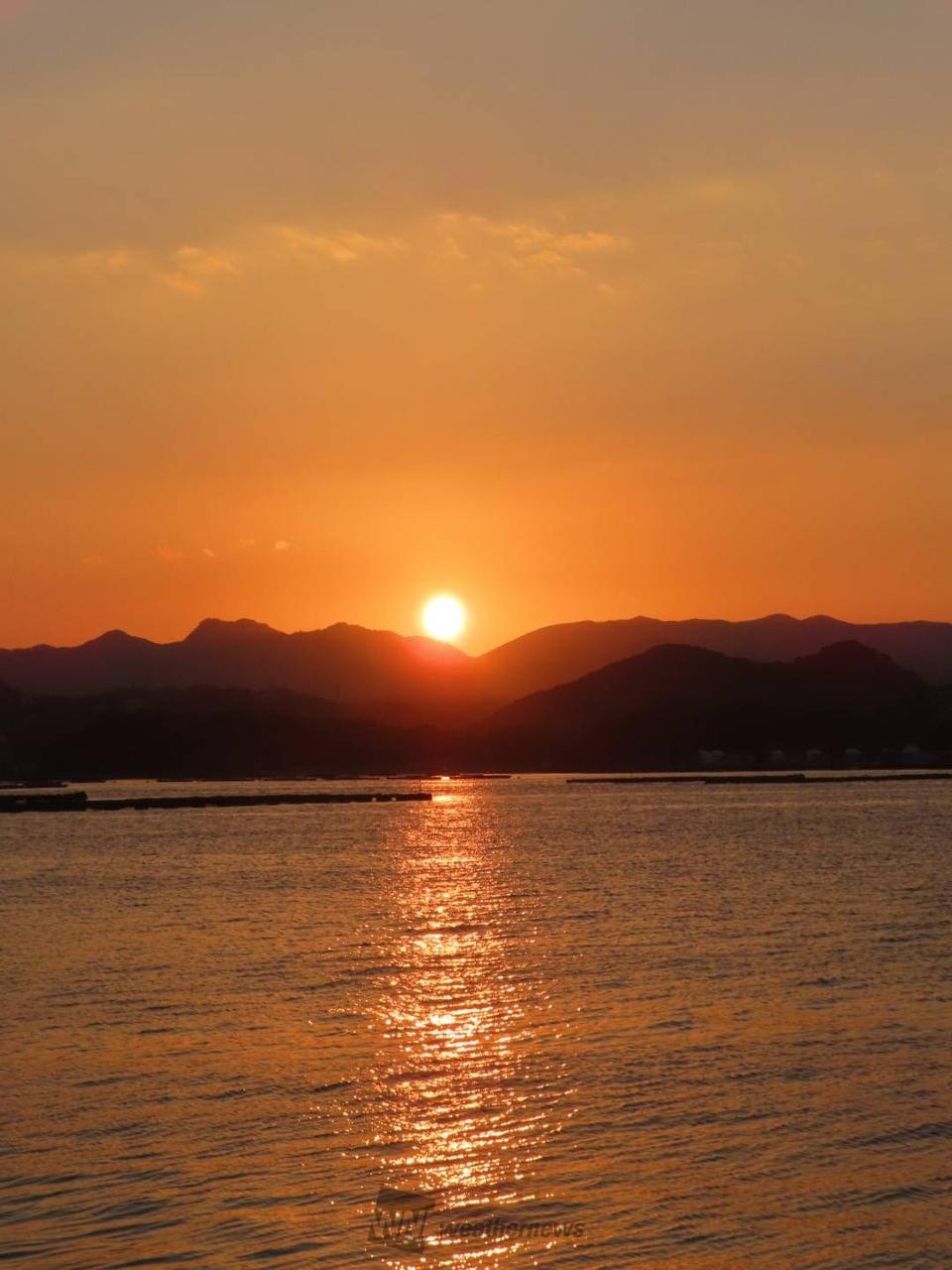朝日・朝焼け 注目の空の写真 ウェザーニュース
