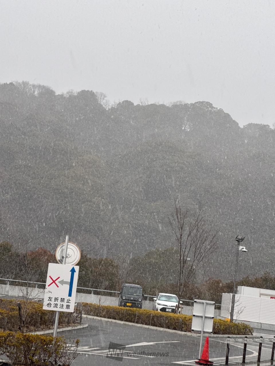 大阪や神戸も雪🌨️ 注目の空の写真 ウェザーニュース