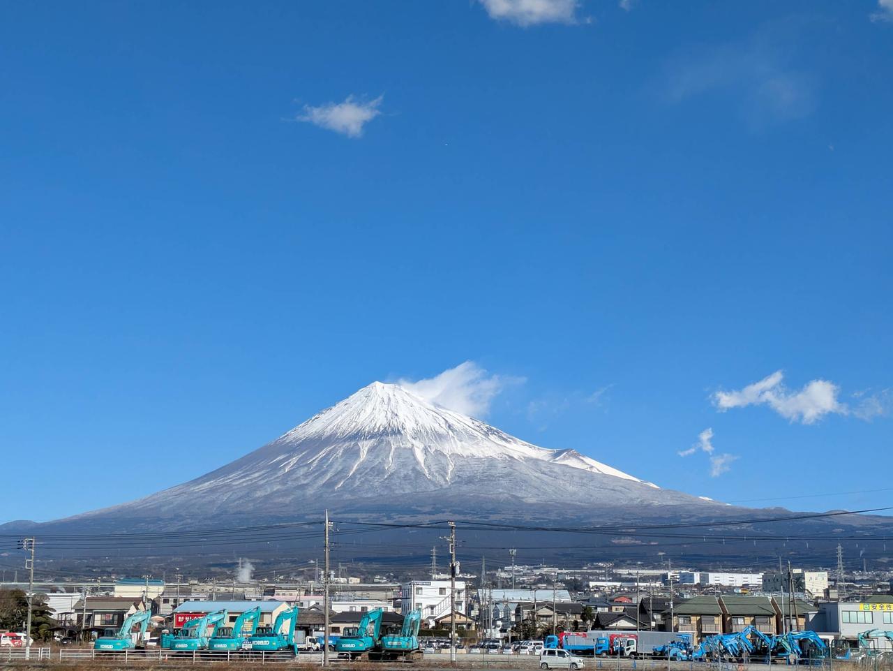 雪が増えた富士🗻 注目の空の写真 ウェザーニュース