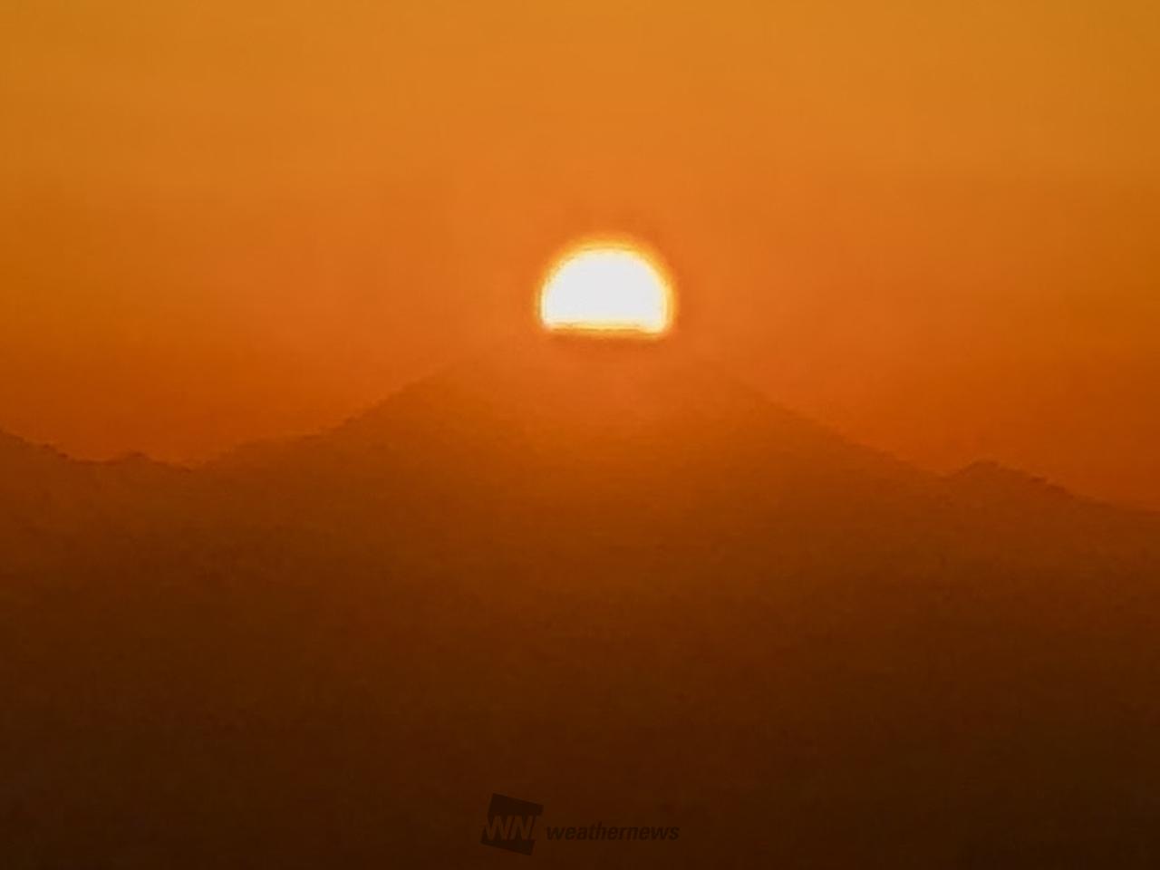 黄昏時のダイヤモンド富士💎🗻 注目の空の写真 ウェザーニュース