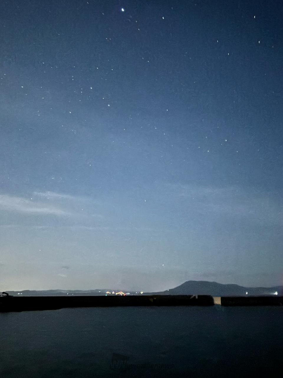 気温は6.7度、風...