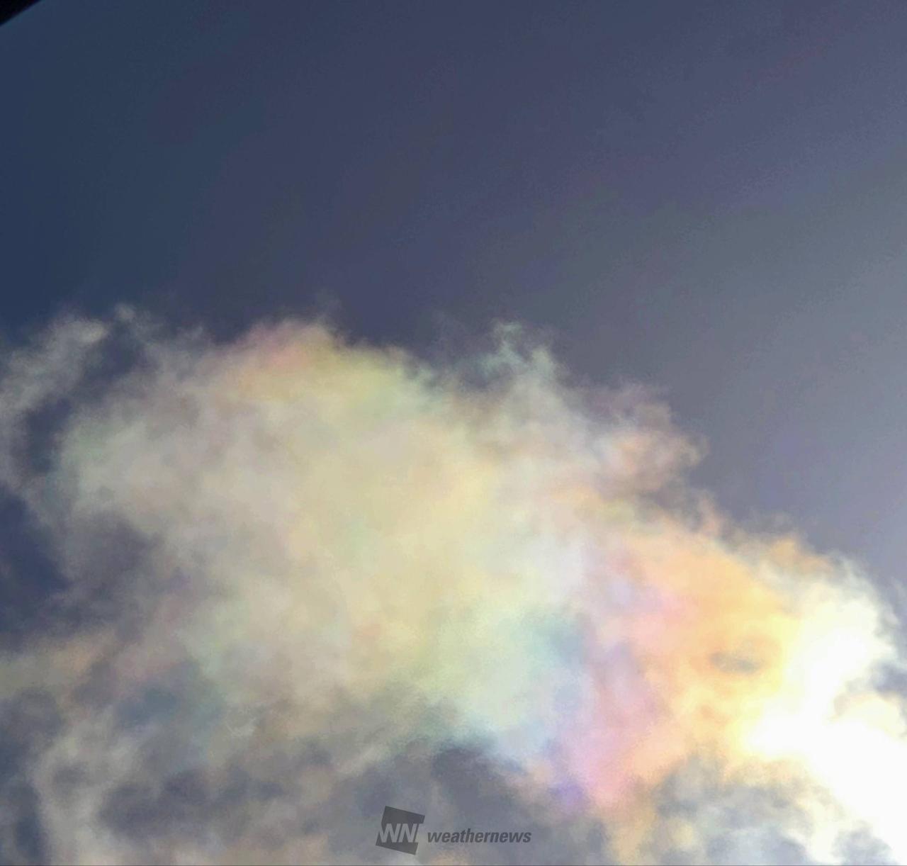 虹色に染まる雲 注目の空の写真 ウェザーニュース