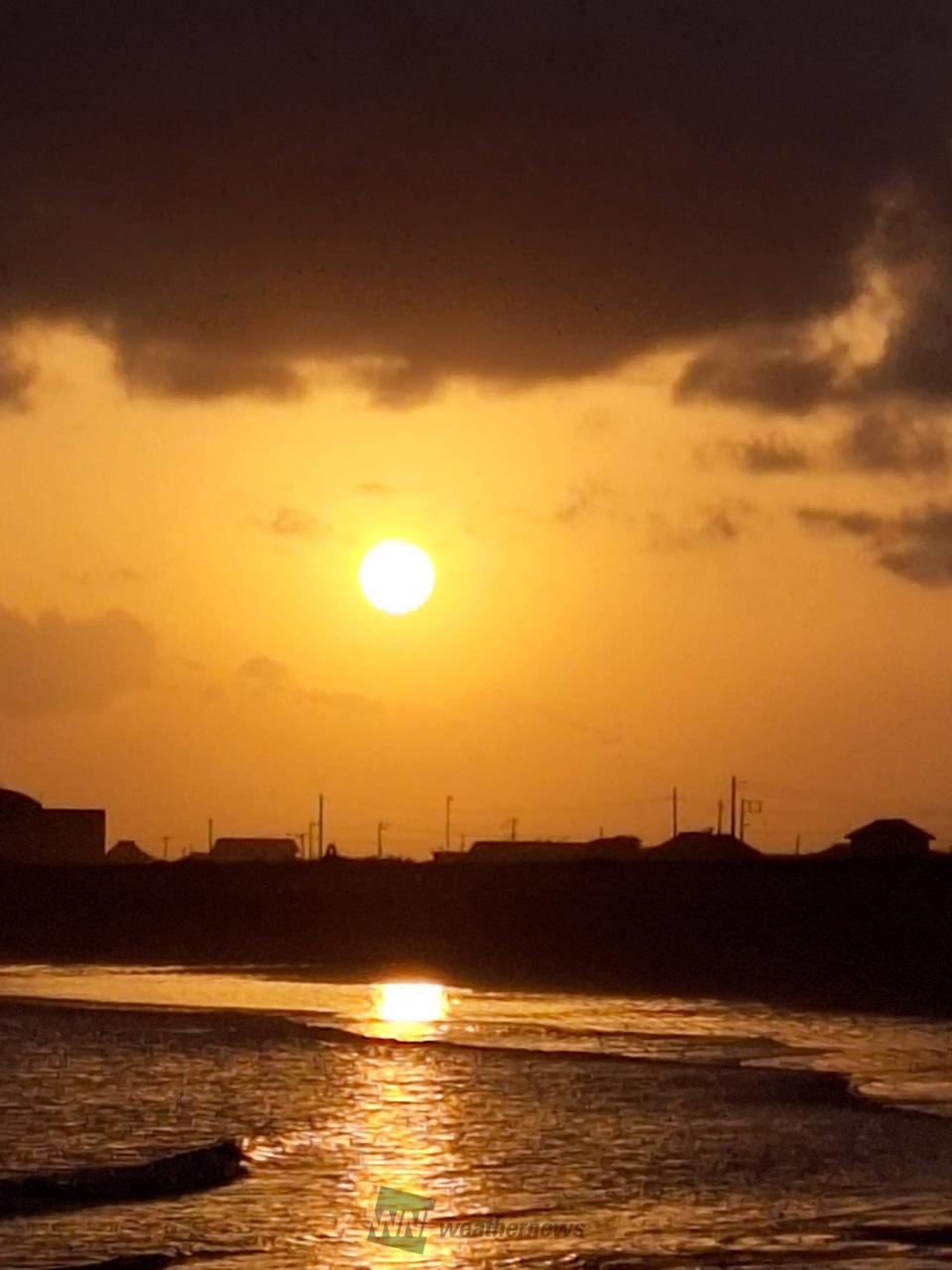 金曜日の夕焼け 注目の空の写真 ウェザーニュース
