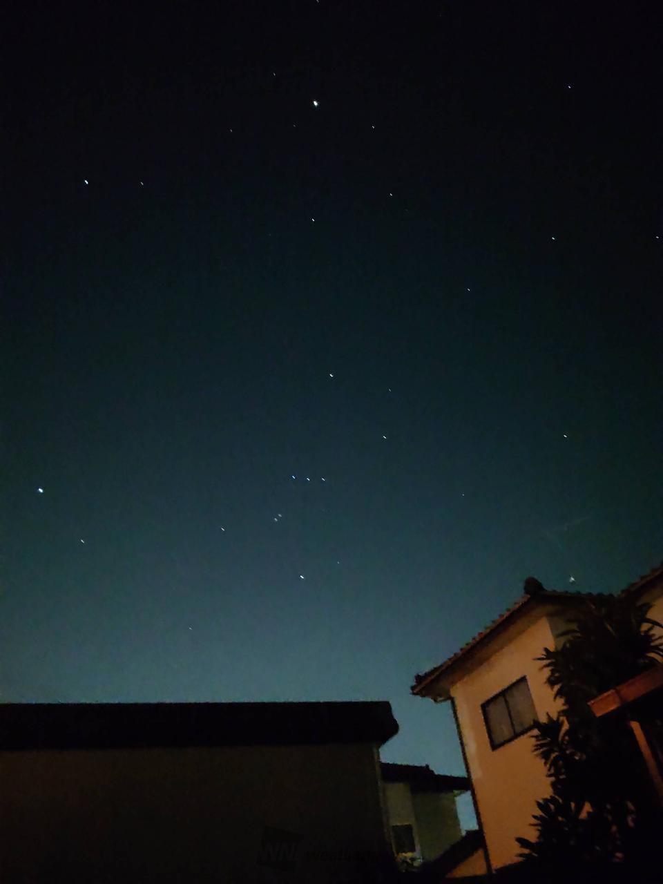 こんばんは。夜空...