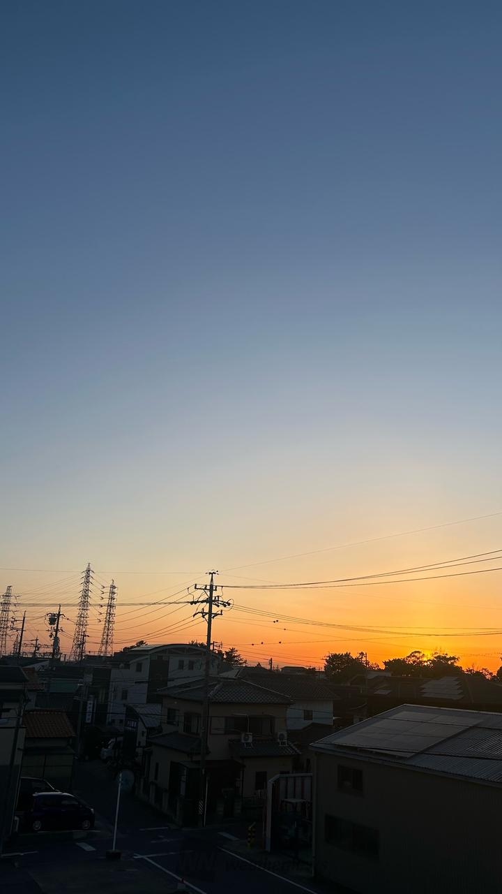 今日の夕陽今日も...