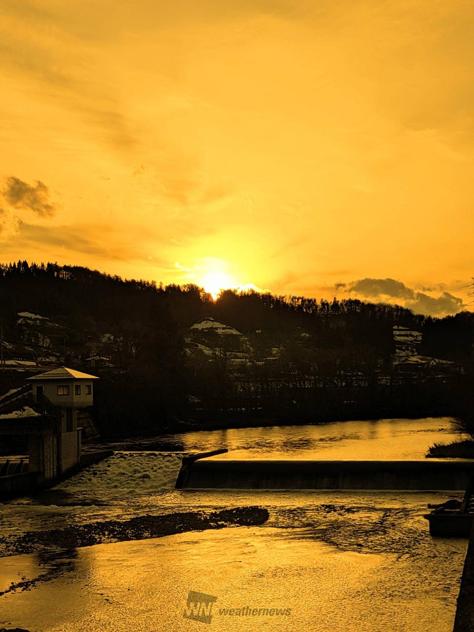 夕日・夕焼け🌇 注目の空の写真 ウェザーニュース