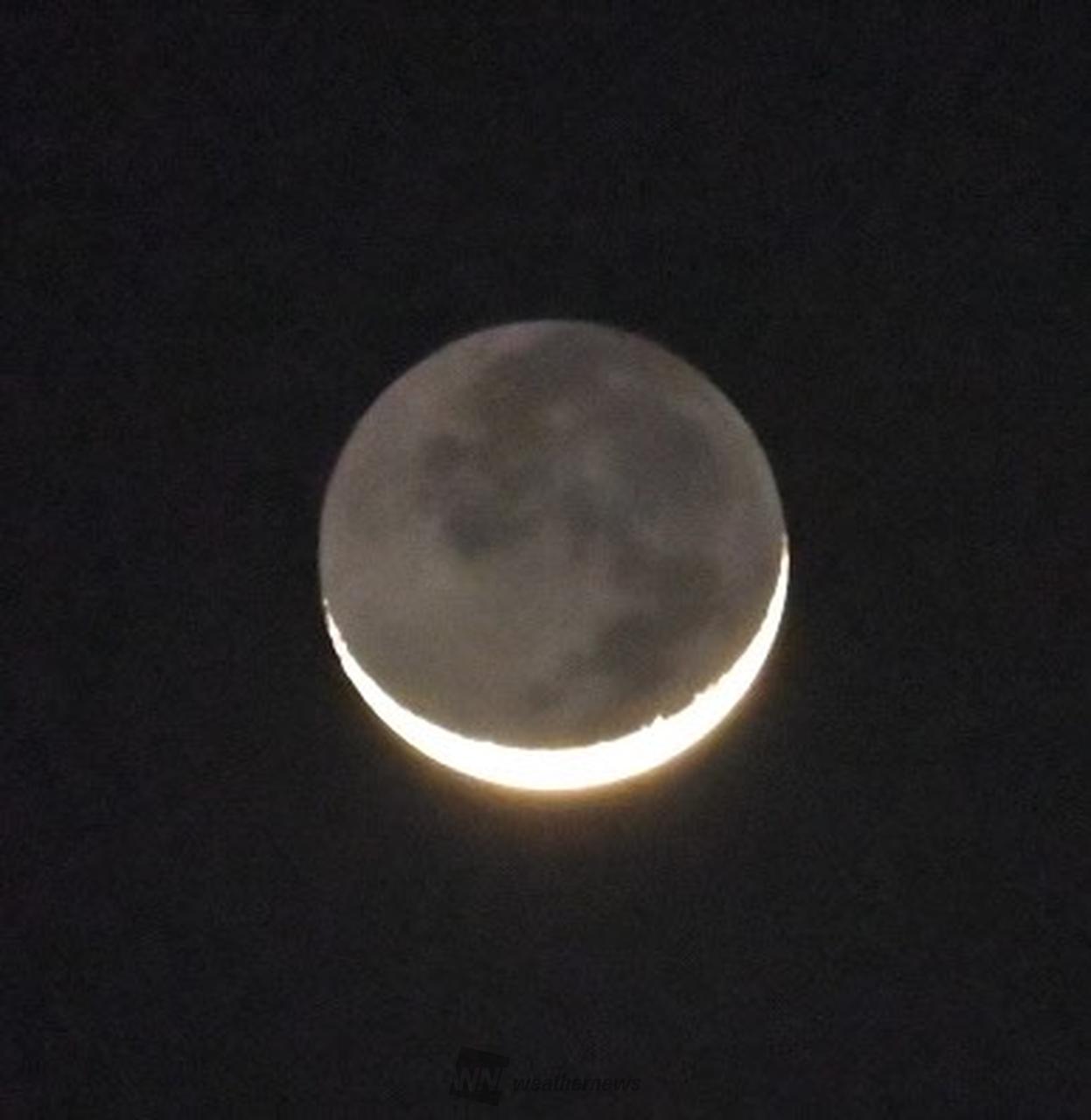 新品　 Amuseable Moon 三日月　つき　月　天気 幻想的な細い月 注目の空の写真 ウェザーニュース