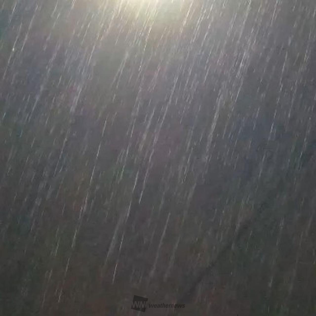全国的に雨 激しい雨に注意 注目の空の写真 ウェザーニュース