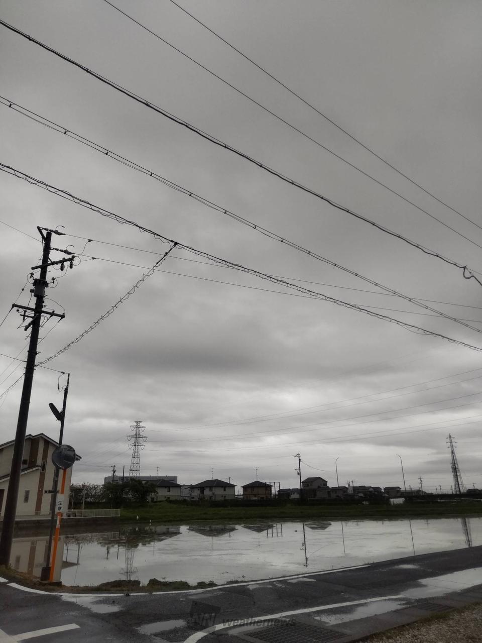 少し雨脚は弱くなりつつ有りますが 弱く降 | 岐阜県揖斐郡池田町