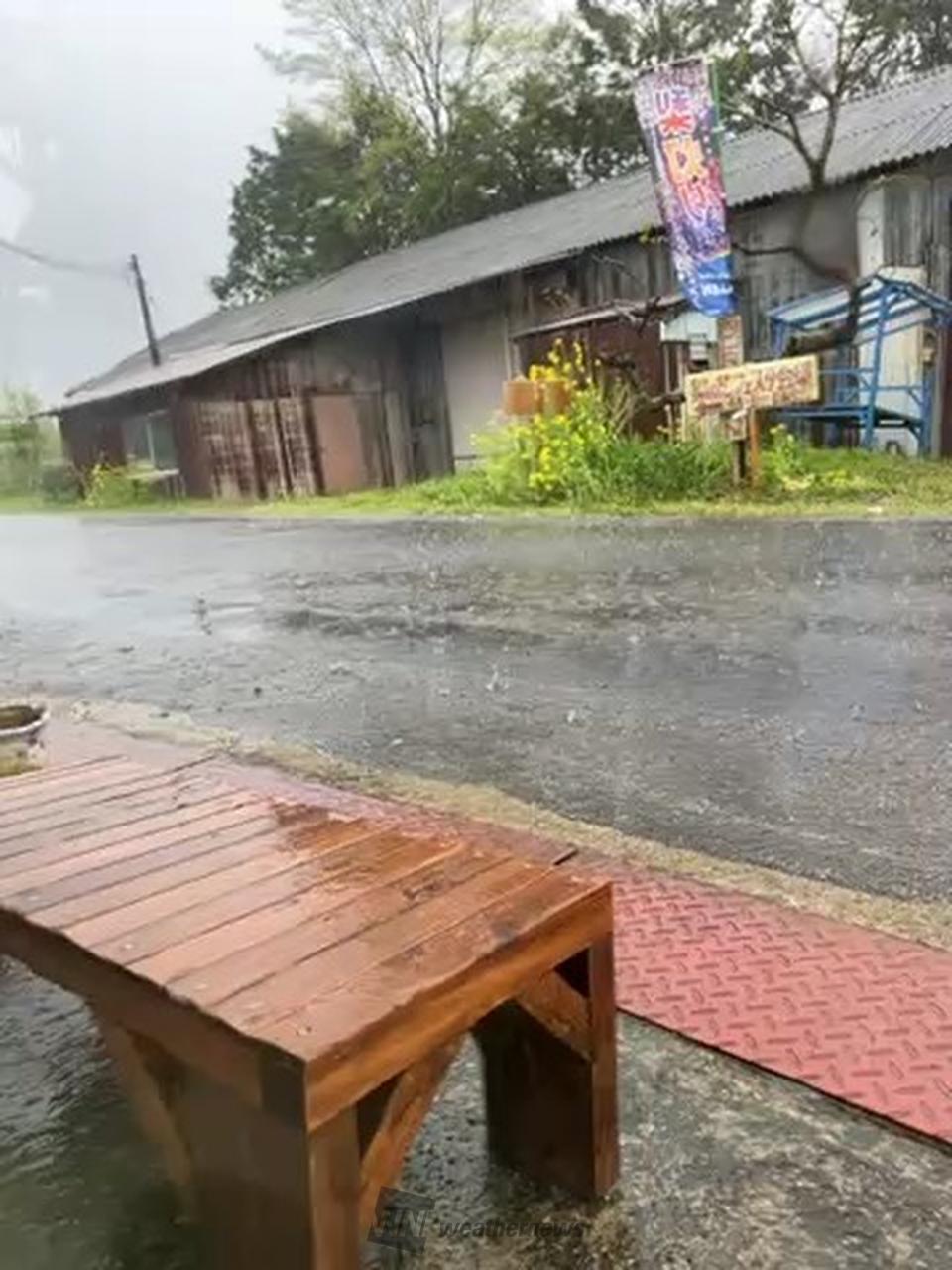 近畿】前が見えないほどの豪雨 注目の空の写真 ウェザーニュース