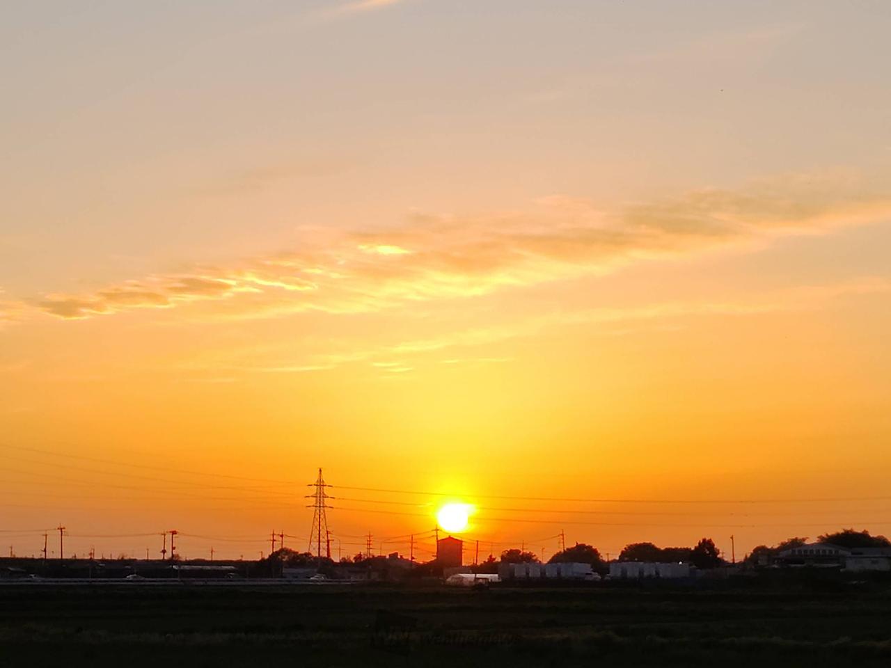 土曜日の夕焼け🌆 注目の空の写真 ウェザーニュース