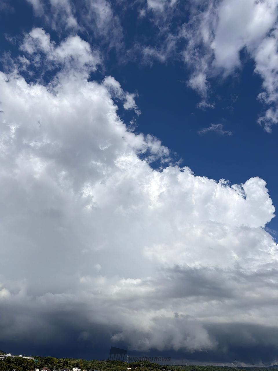 夏のような怪しい雲 注目の空の写真 ウェザーニュース