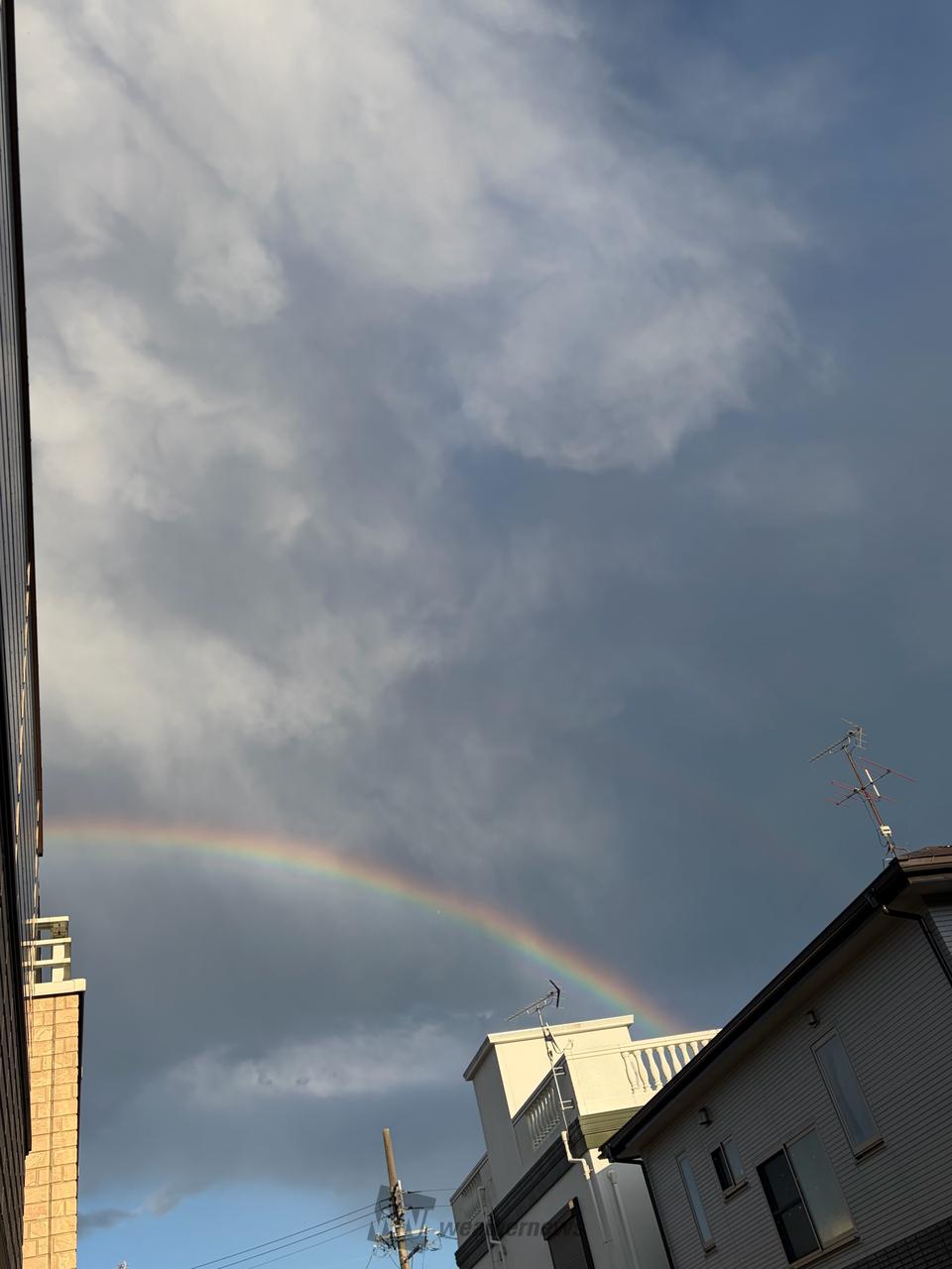 雨上がりに虹 注目の空の写真 ウェザーニュース