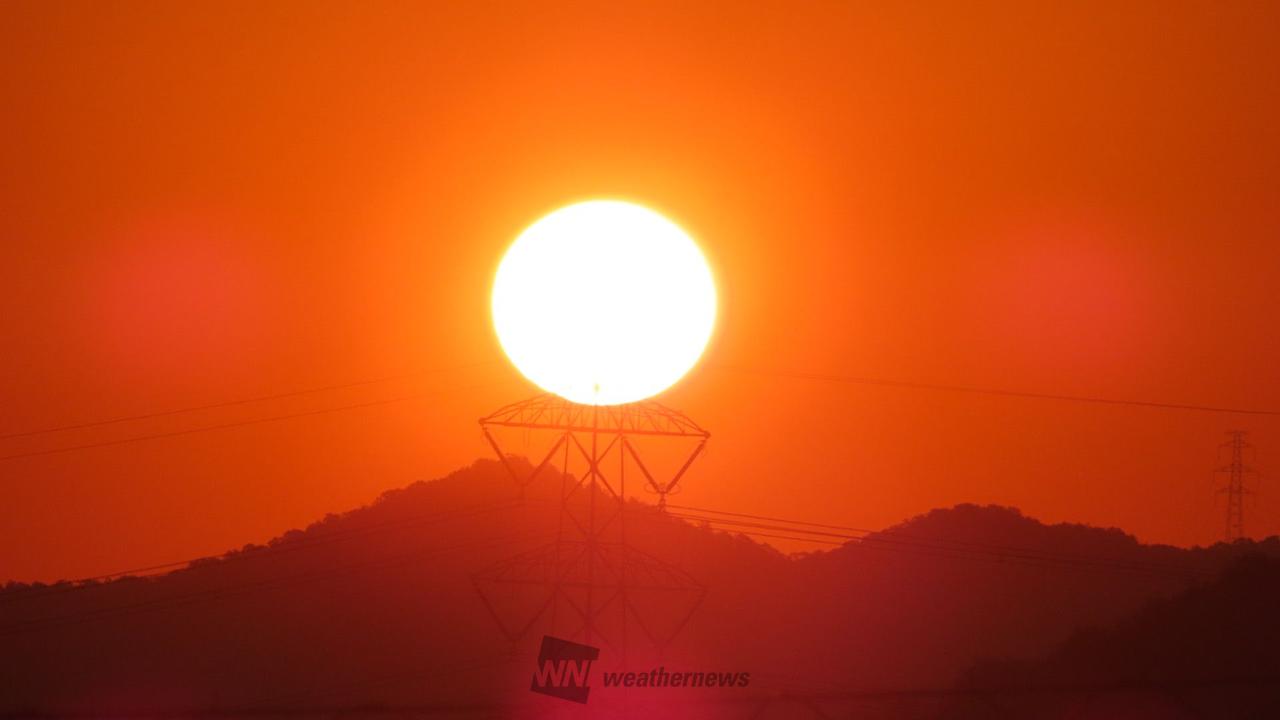 日の出☀️ 注目の空の写真 ウェザーニュース