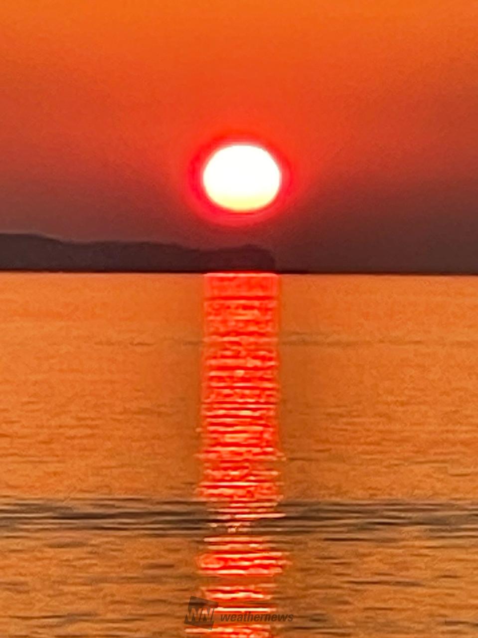 日の出☀️ 注目の空の写真 ウェザーニュース