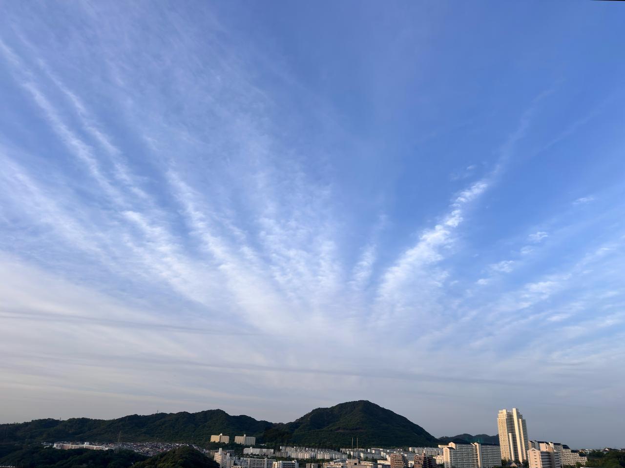 🖌️筆でサッと掃いたような雲 注目の空の写真 ウェザーニュース