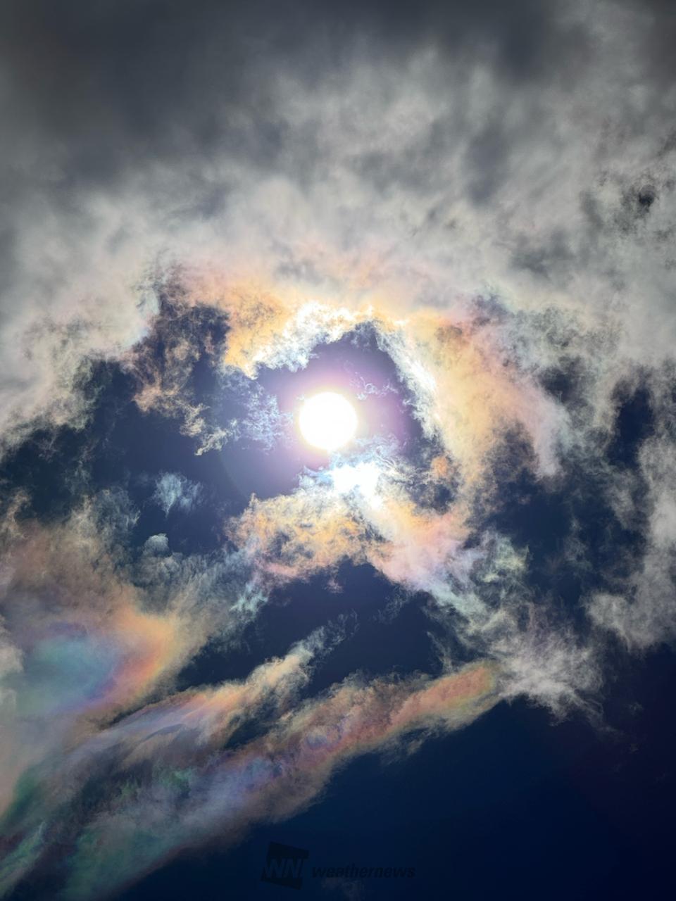 空に虹色🌈 注目の空の写真 ウェザーニュース