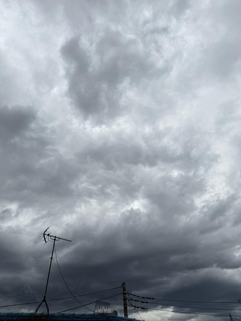 南の空風は少し...