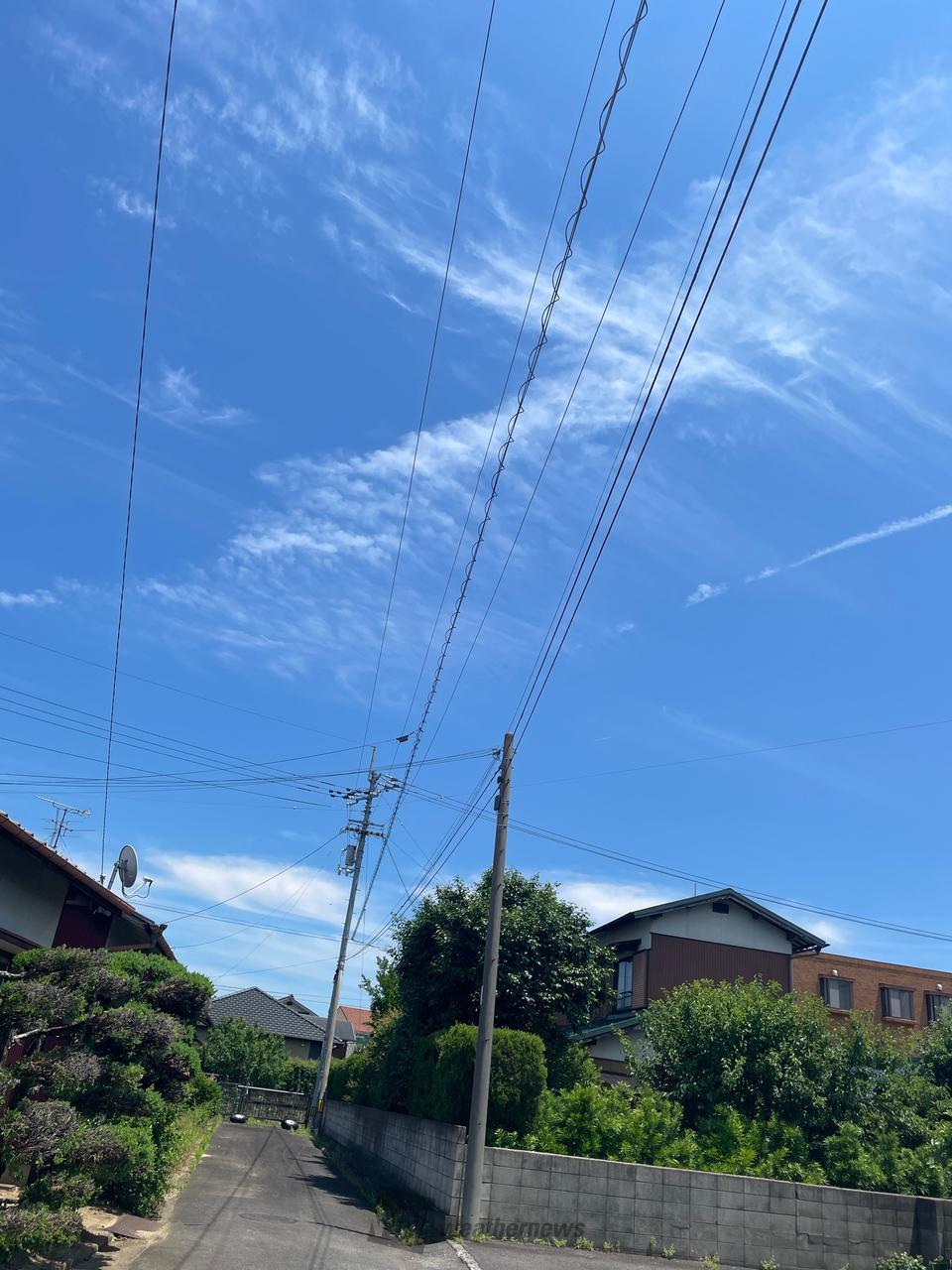 青空にキレイな鉤状巻雲 注目の空の写真 ウェザーニュース