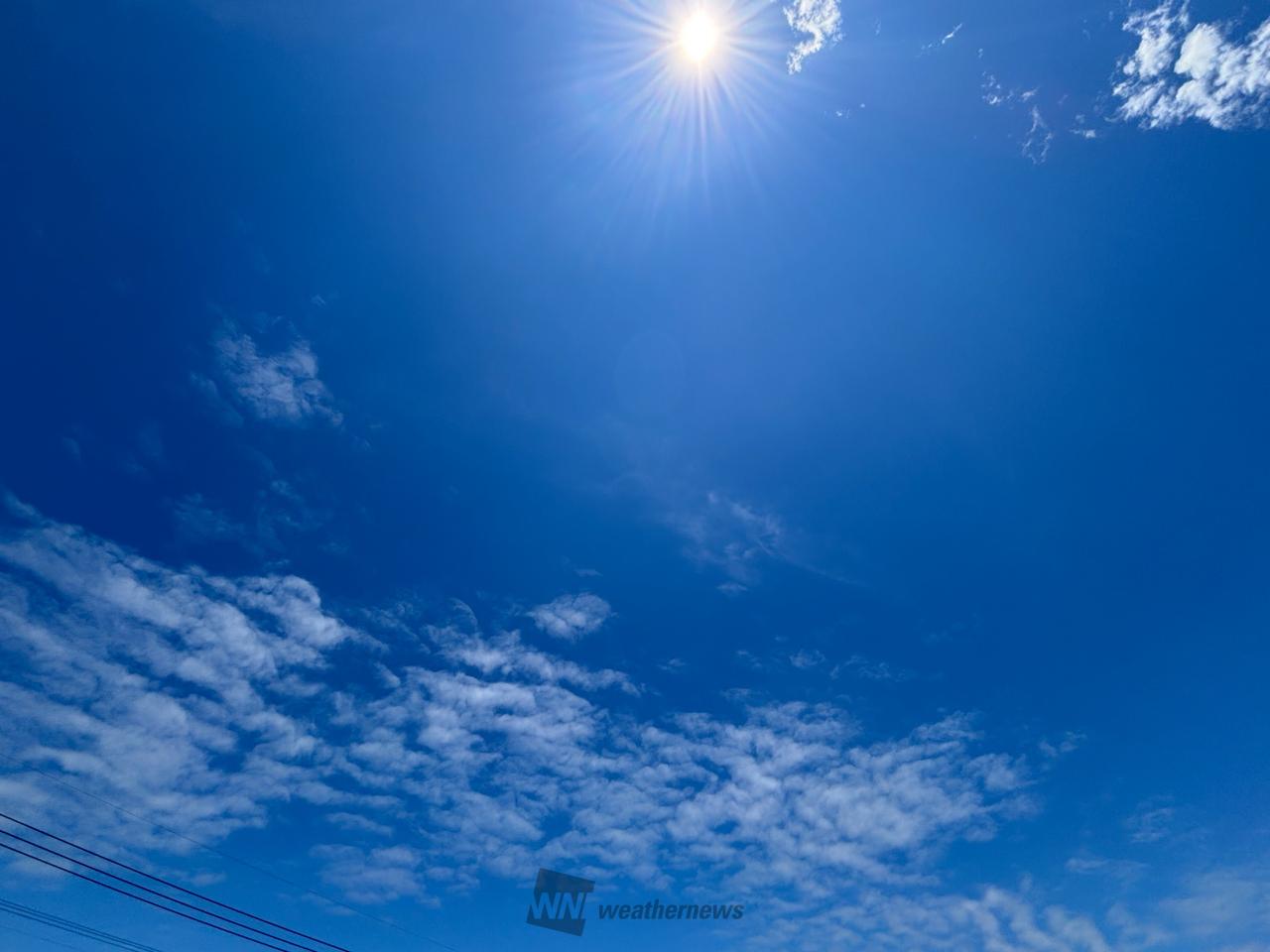月曜の青空 注目の空の写真 ウェザーニュース