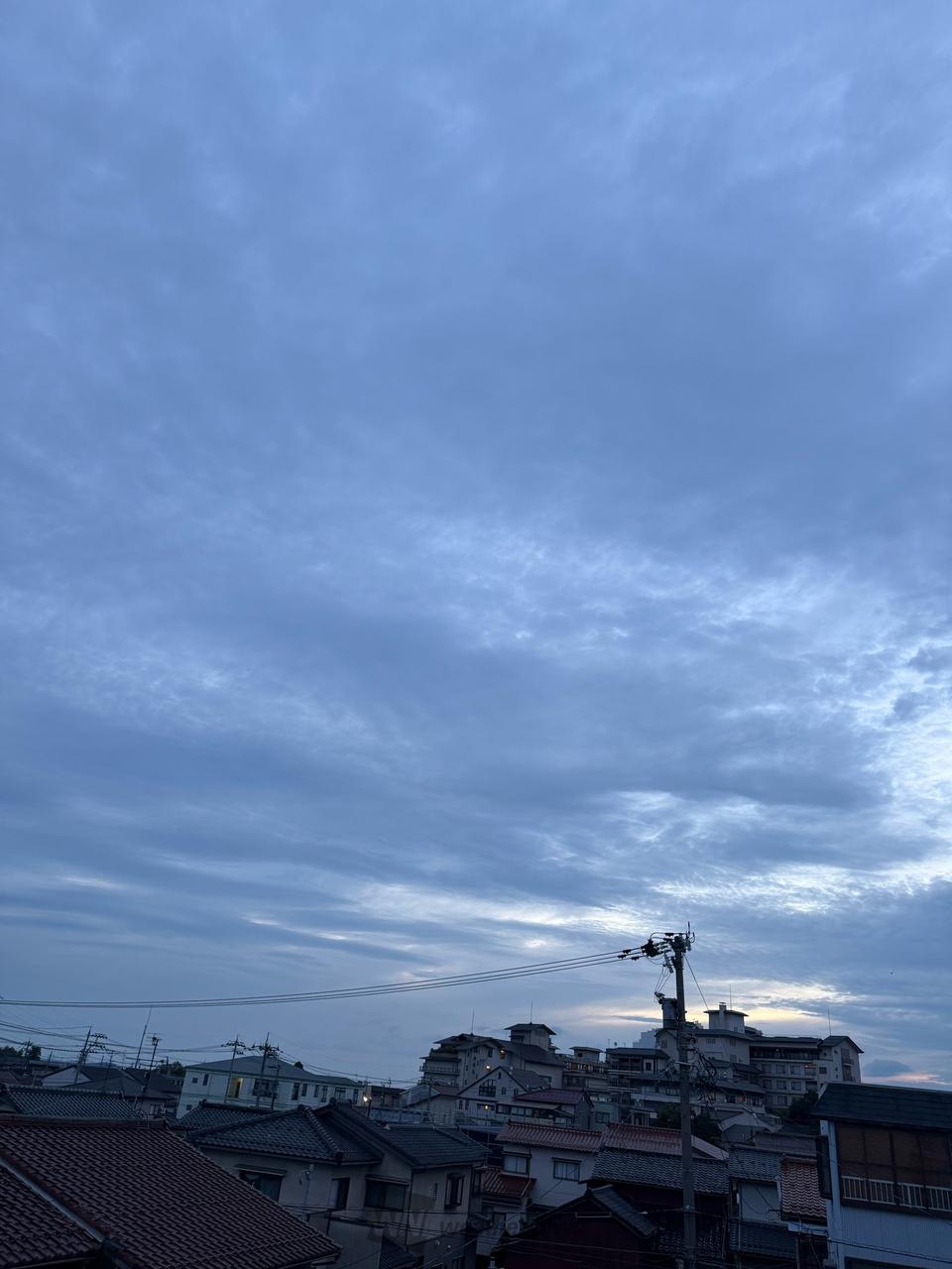 おはようございます...