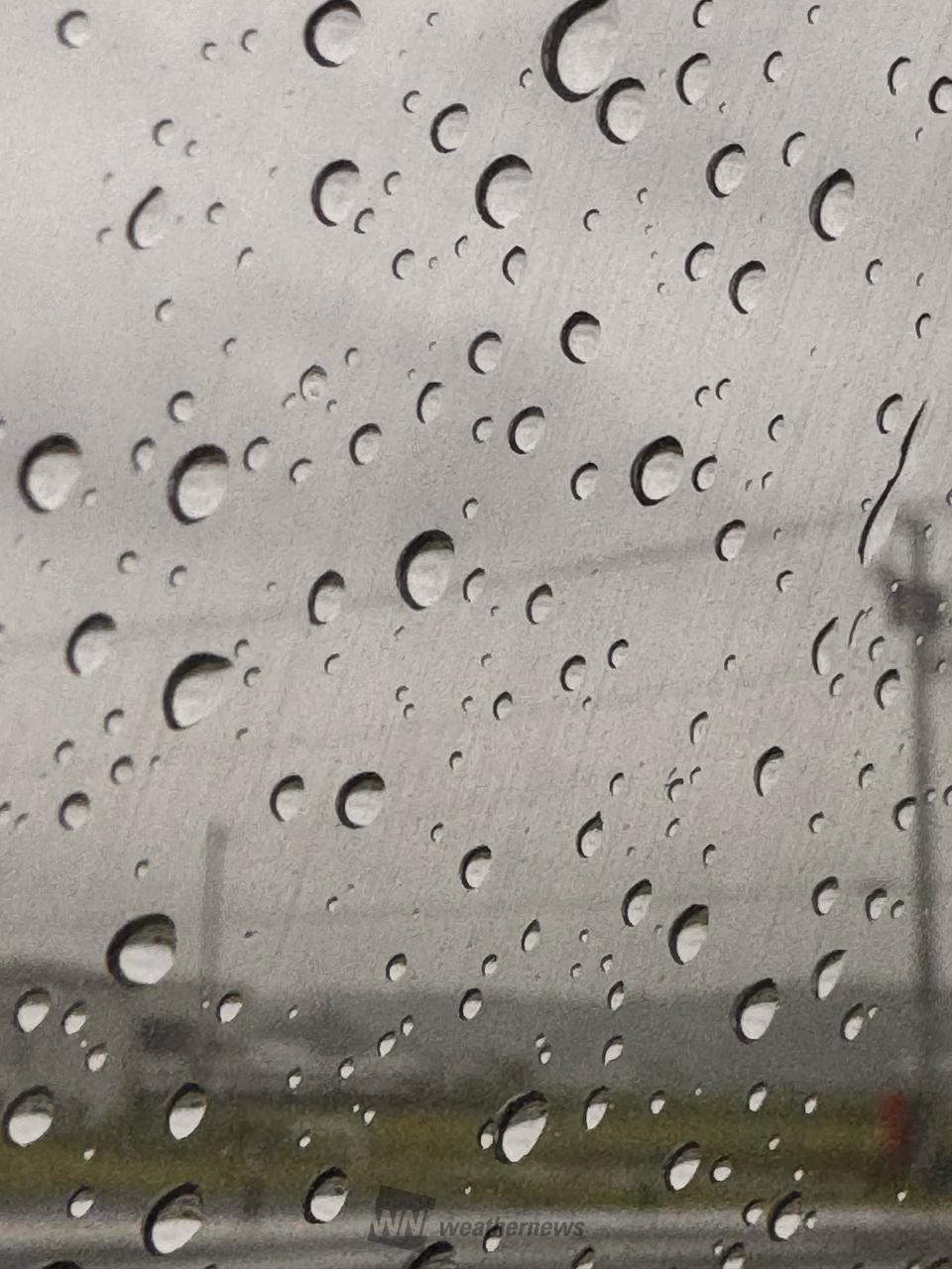 関東は曇りや雨の空 注目の空の写真 ウェザーニュース