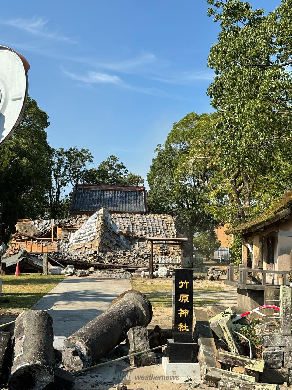神社も😢