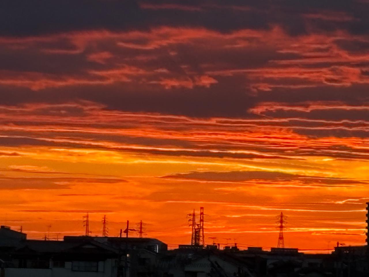 夕暮れ 蒸し暑い夕暮れ 注目の空の写真 ウェザーニュース