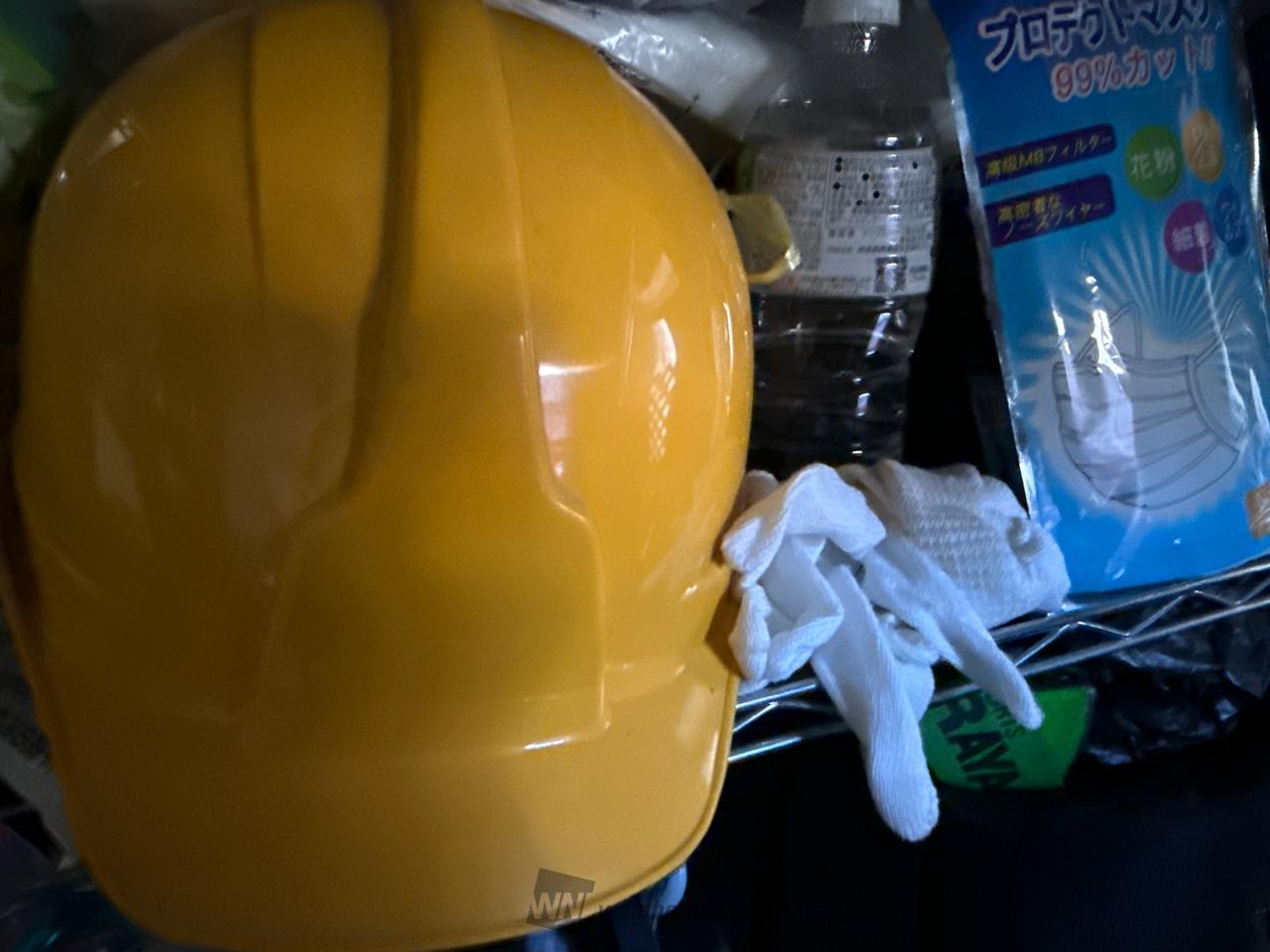 まずは、ヘルメット...