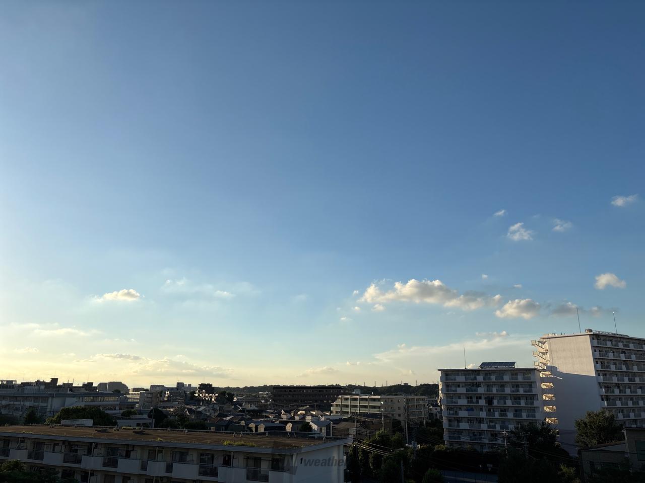 遠くにモクモク感が...