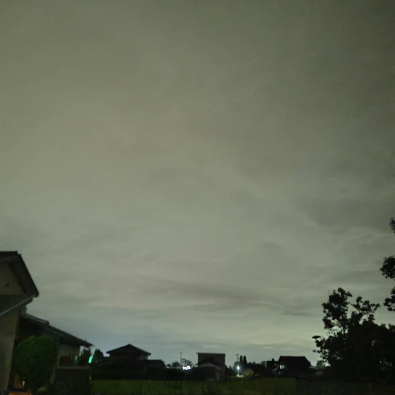 夕方と同様に空一面...
