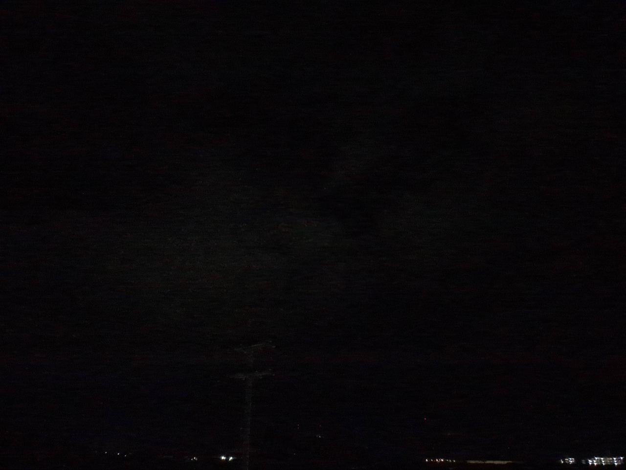 雲が広がっています...