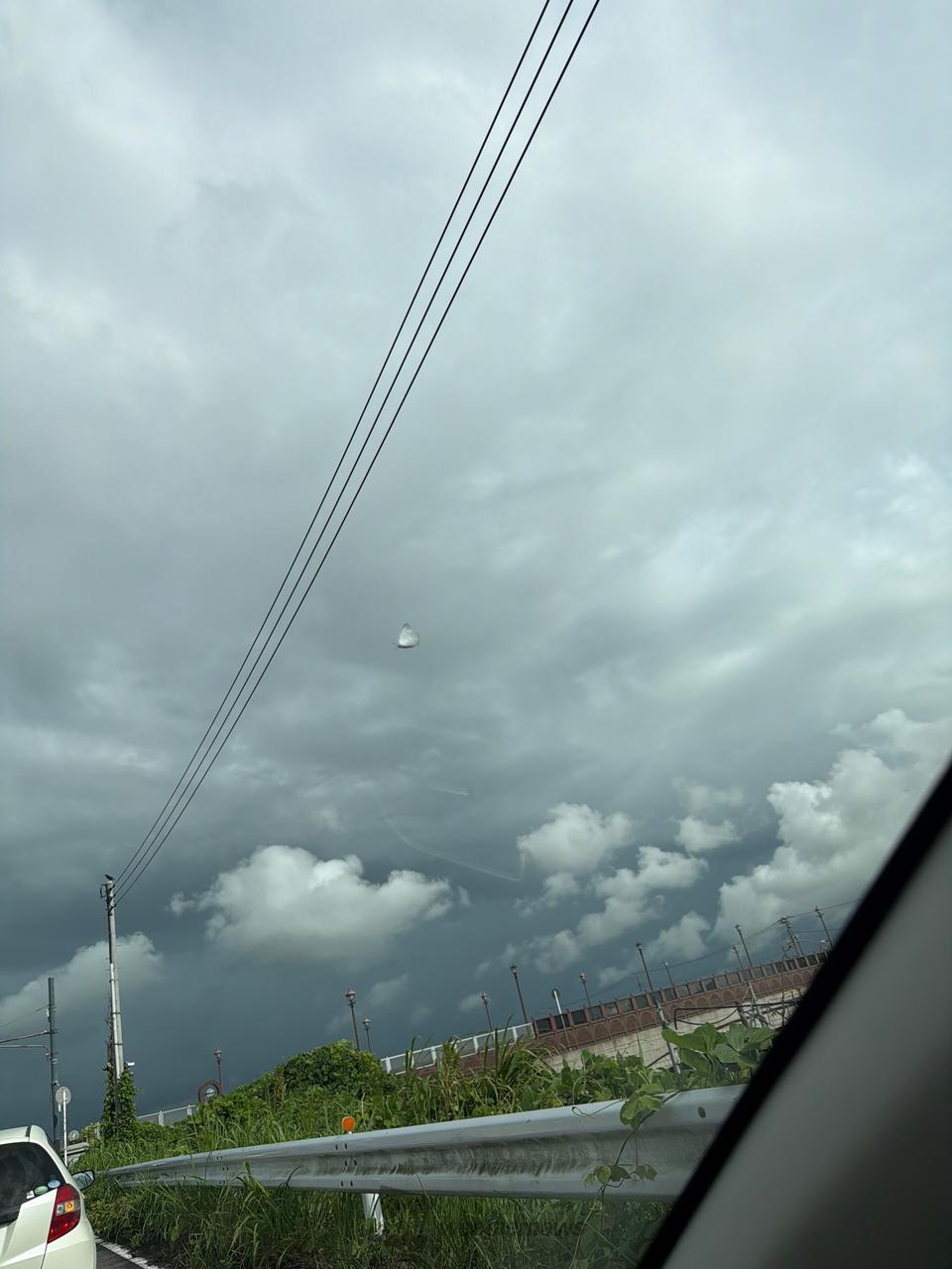 成田方面に黒い雲、、、 さっきもゲリラ豪 | 千葉県印西市 | もりしー