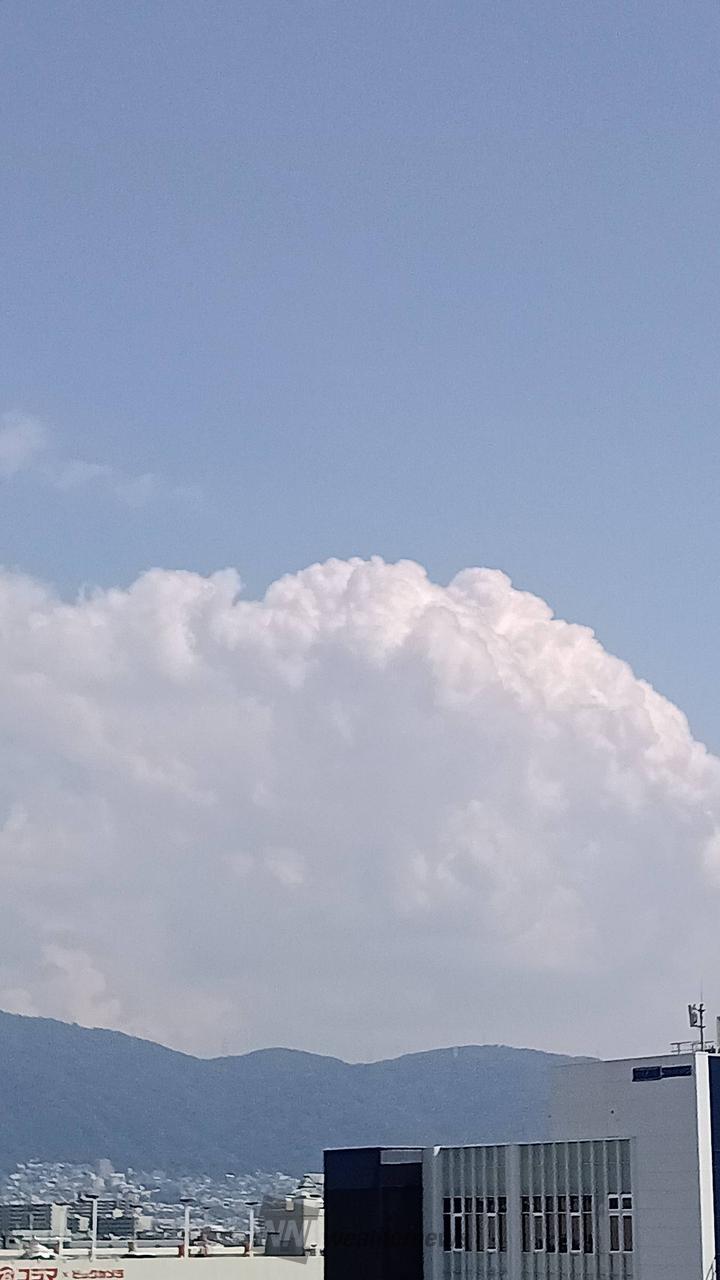 入道雲・雨柱 注目の空の写真 ウェザーニュース