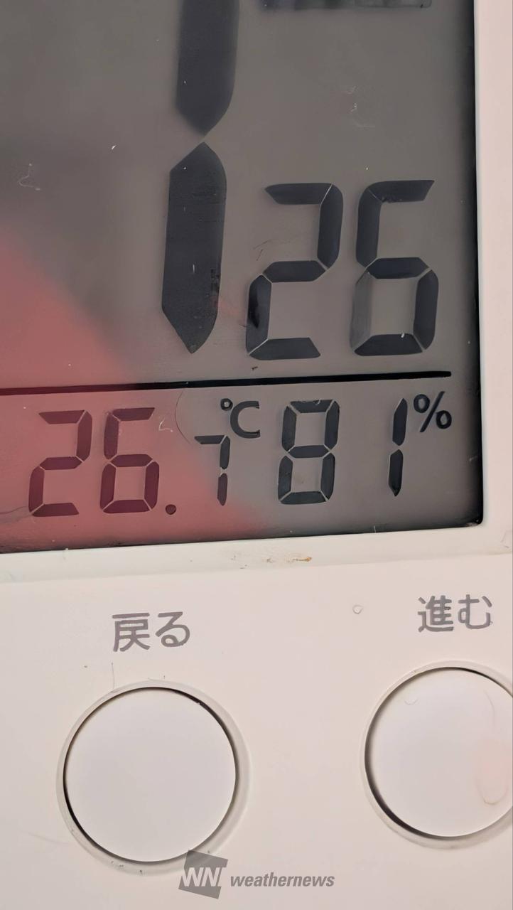 扇風機１台稼働　...
