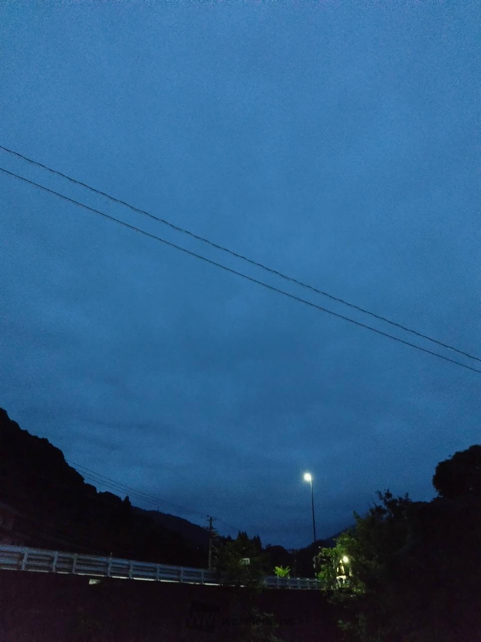 この時間。空は、どんより曇り空。体感は、 | 石川県白山市 | ひでぷぅ