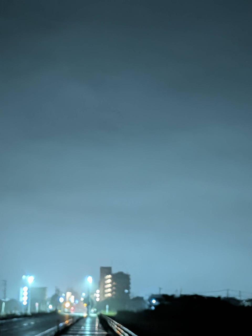 おはようございます...
