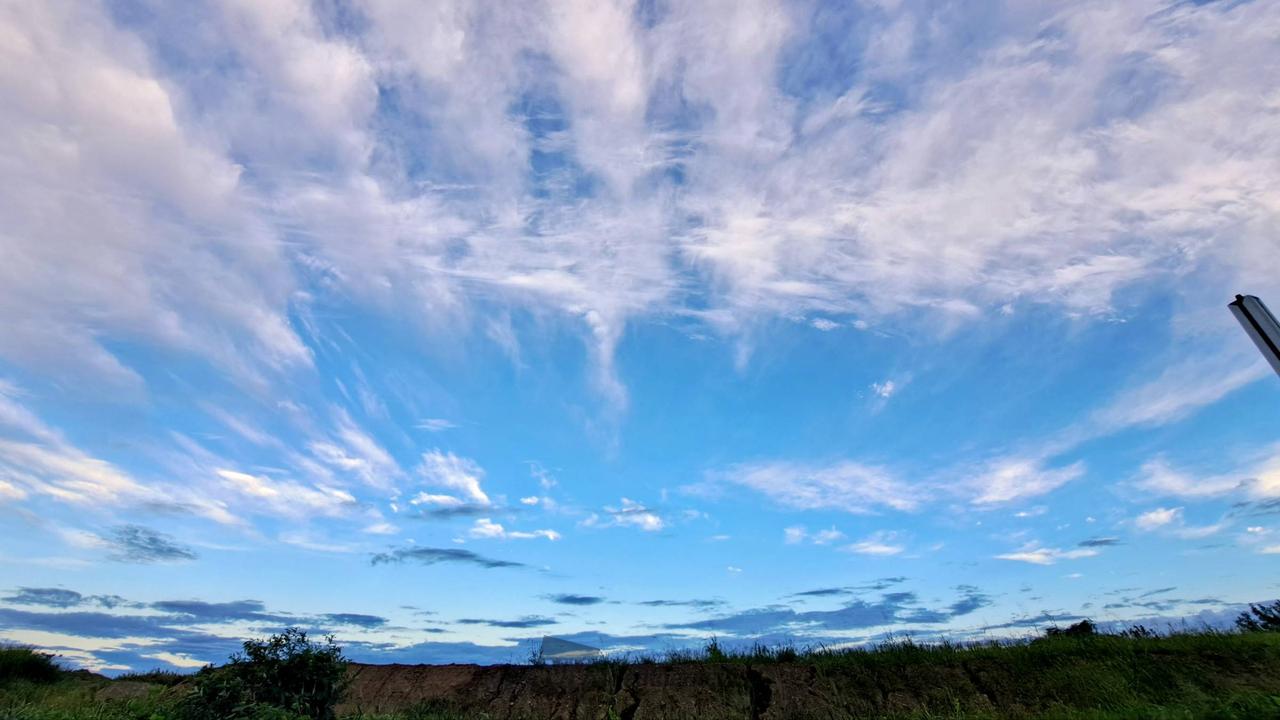 おはようございます🎶 雲の広がる朝で日 | 大阪府高槻市 | mac
