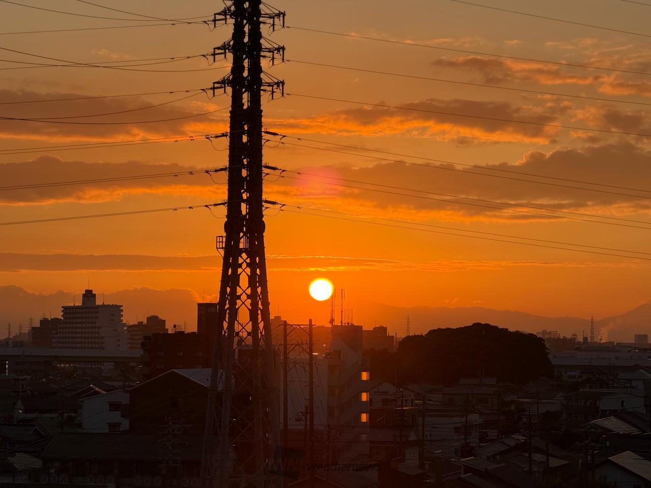 9月ラストの夕焼け 注目の空の写真 ウェザーニュース