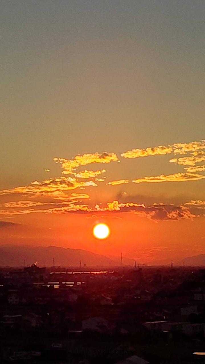間もなく夕日沈んで行きます。 きれいです | 徳島県徳島市 | -13階